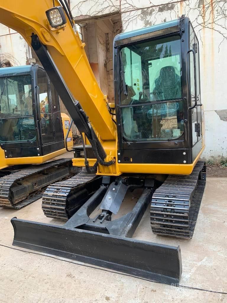 CAT 305.5E2 Bageri guseničari