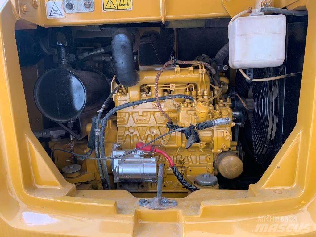 CAT 305.5E2 Bageri guseničari