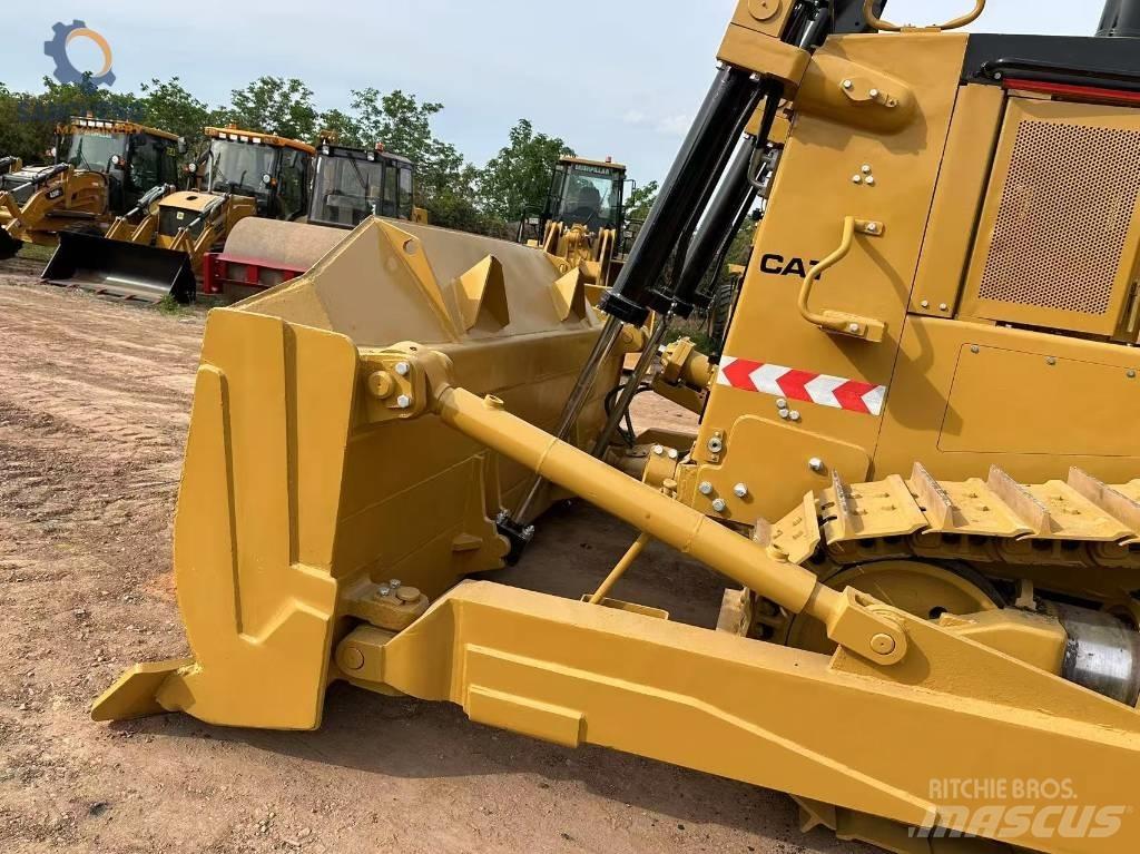 CAT D 8 R Buldožeri guseničari