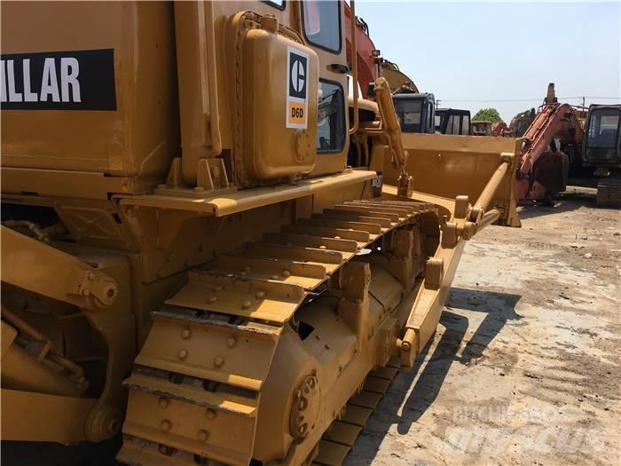 CAT D 6 D Buldožeri guseničari