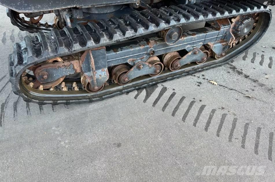 Kubota KC 250 HR-4 Damperi na gusenice