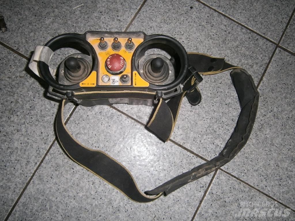 Bomag BMP 8500 Valjci sa duplim bubnjem