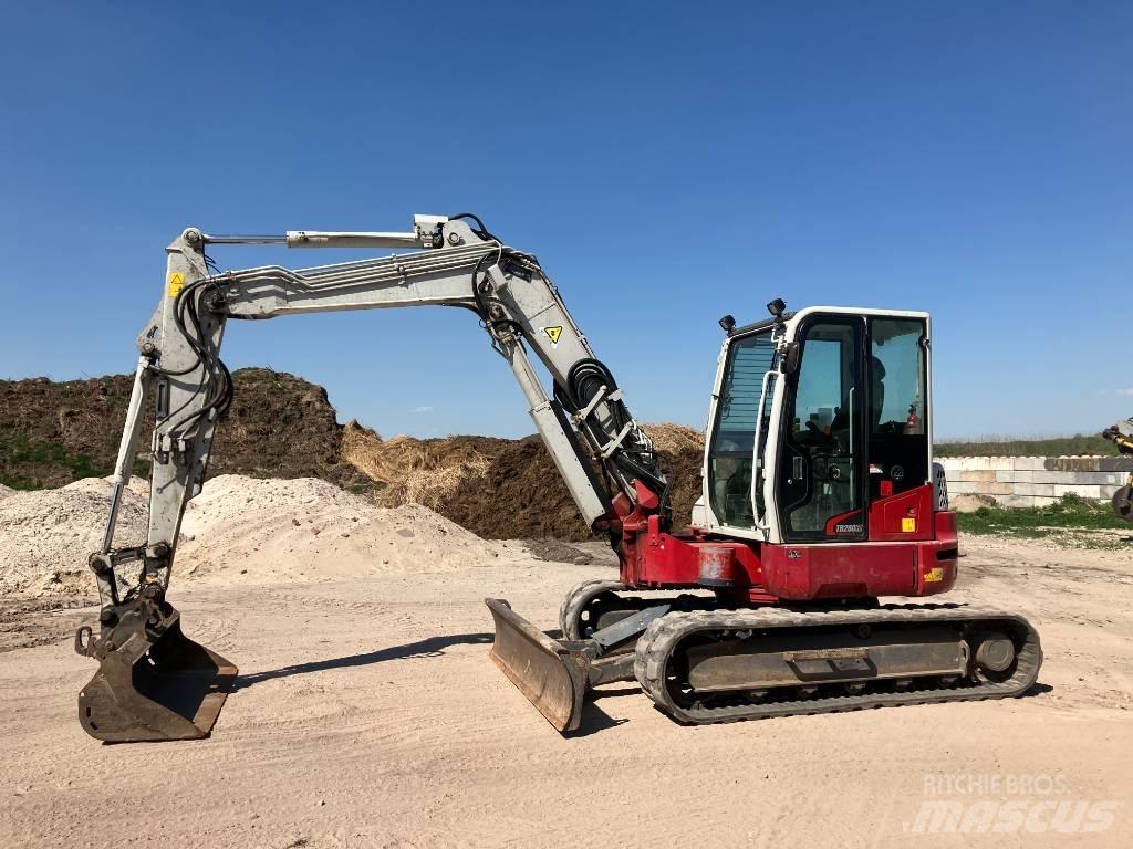 Takeuchi TB 280 FR Midi bageri 7t – 12t