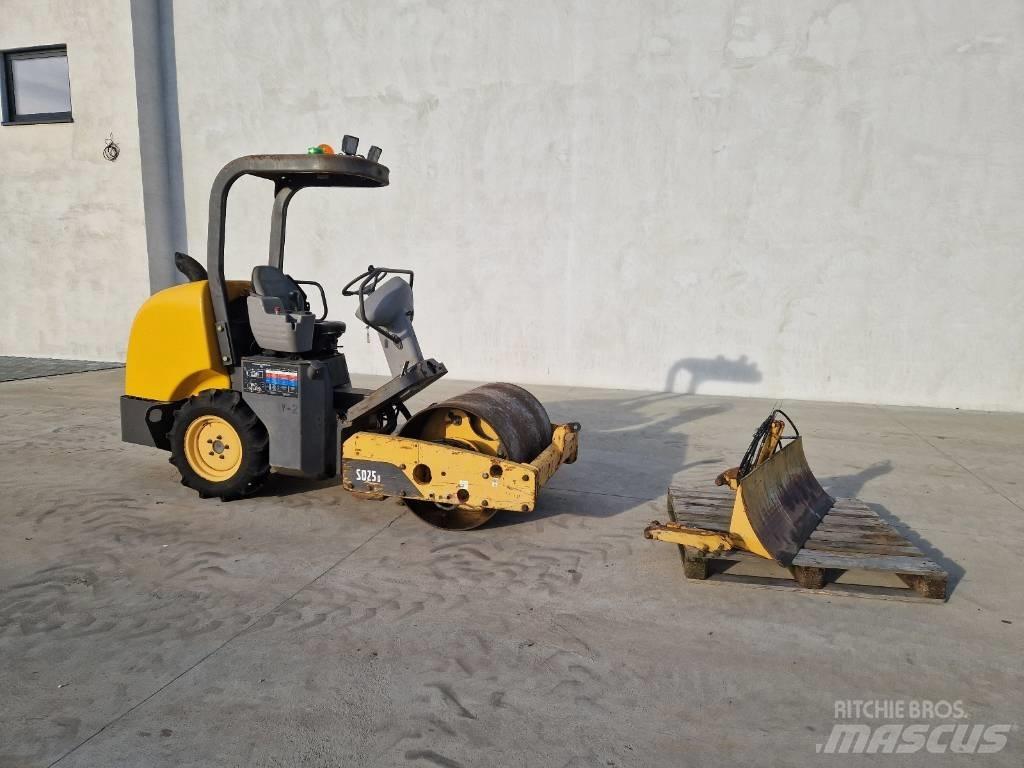 Volvo SD 25 D  R329 Valjci sa jednim bubnjem