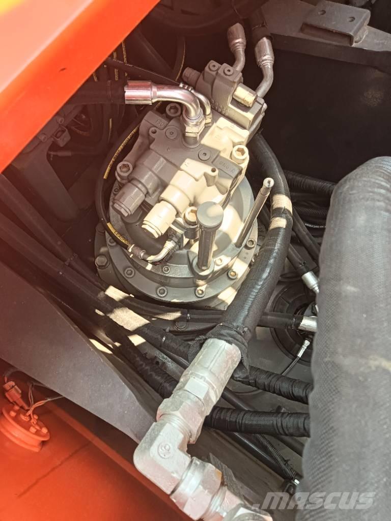 Hitachi ZX 240 Bageri guseničari