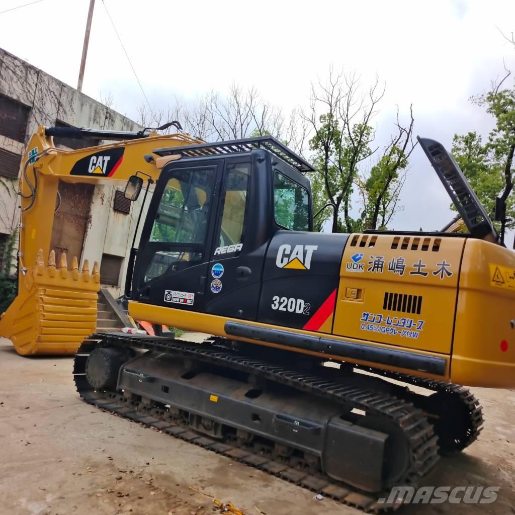 CAT 320 D2 Bageri guseničari
