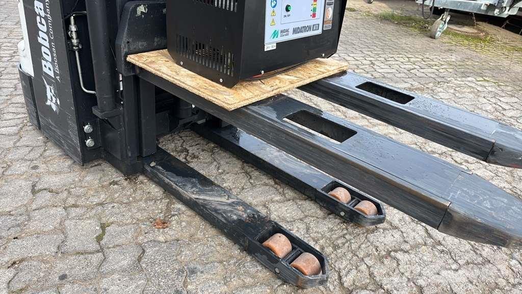 Doosan BSL16N Ručni električni viljuškar