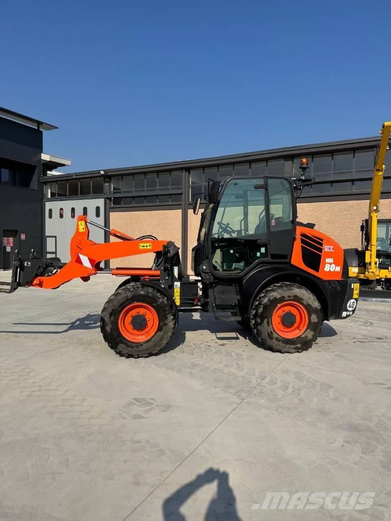 Komatsu WA 80 M-8 Utovarivači na točkove