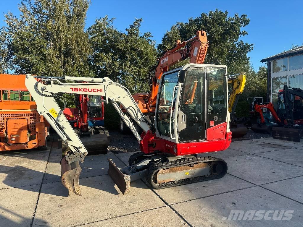 Takeuchi TB 230 Mini bageri < 7t