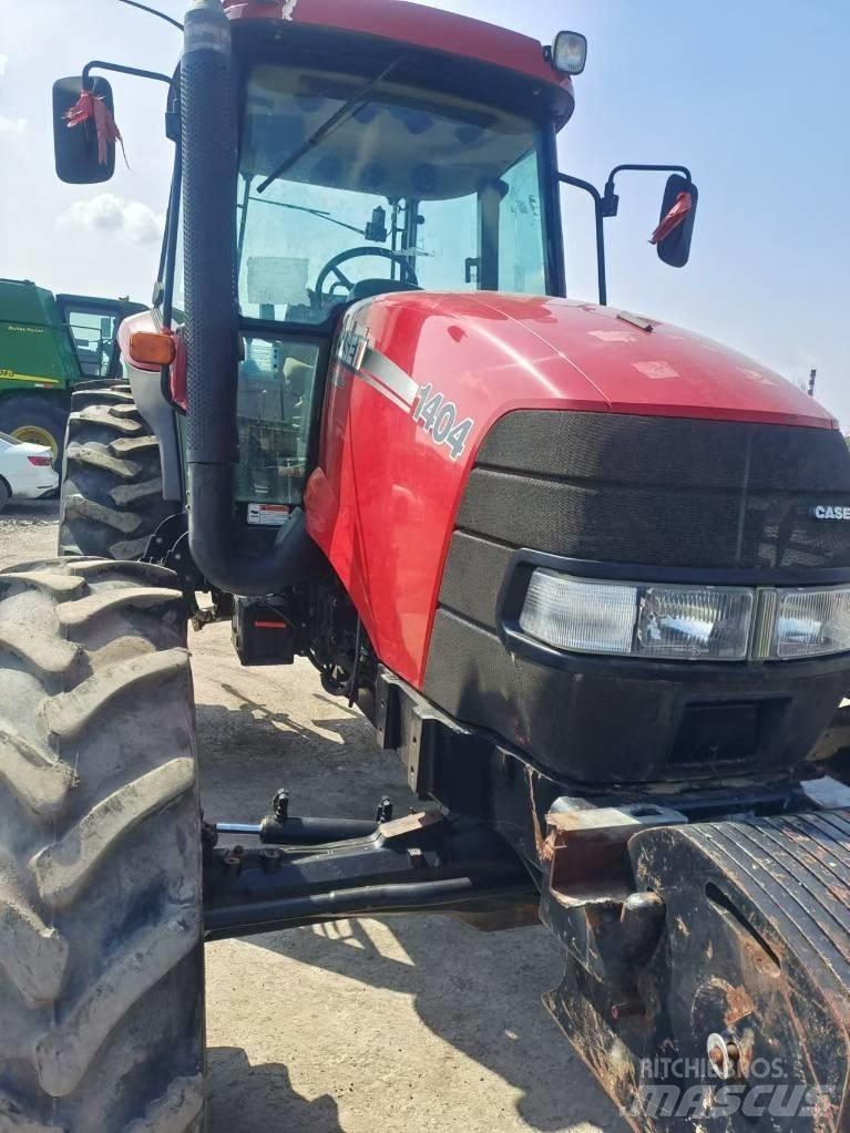 Case IH FARMALL 1404 Traktori