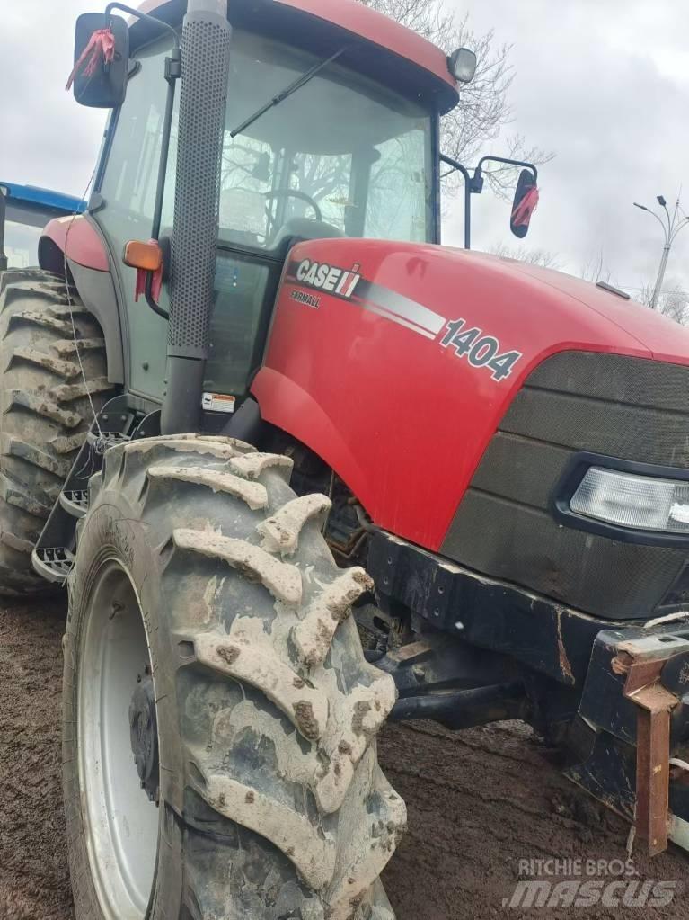 Case IH FARMALL 1404 Traktori