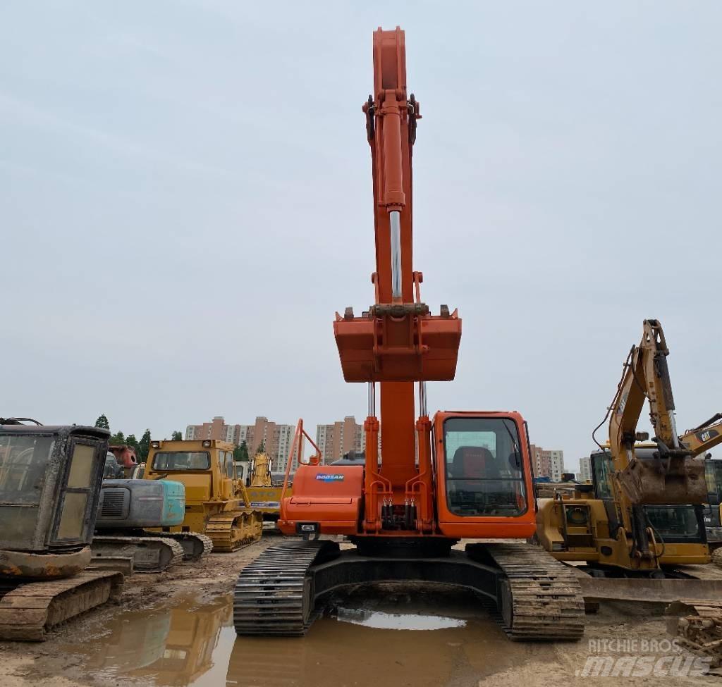 Doosan dh220lc-7 Bageri guseničari