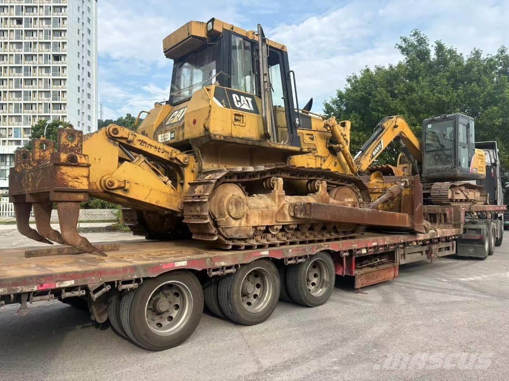 CAT D7G2 Buldožeri guseničari