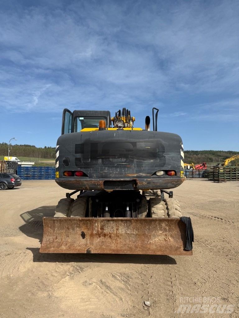 JCB JS 145 W Bageri točkaši