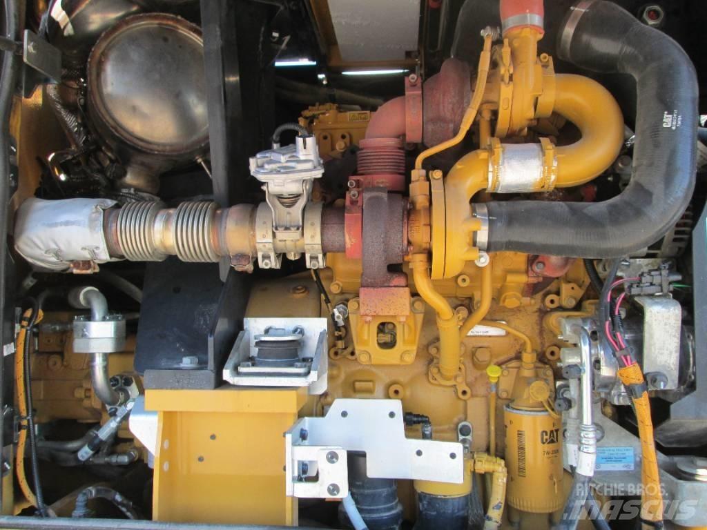 CAT M 317F Bageri točkaši