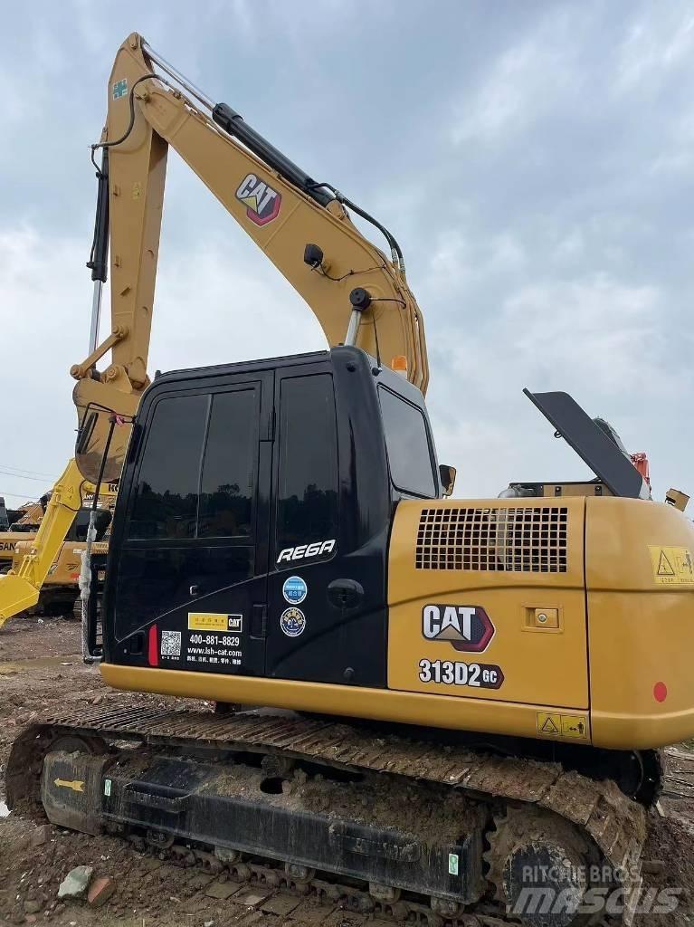 CAT 313D2GC Midi bageri 7t – 12t