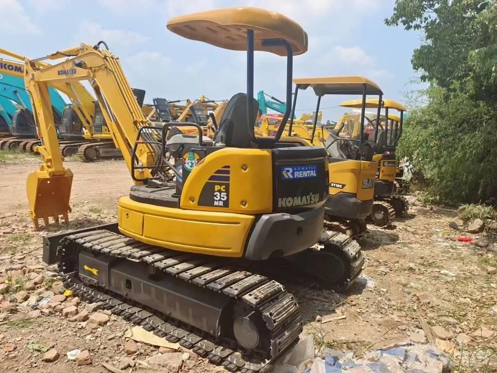 Komatsu PC35 Bageri guseničari