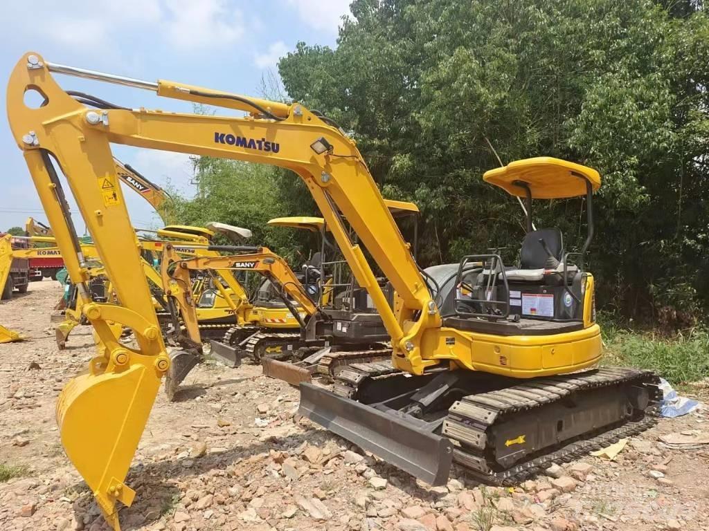 Komatsu PC35 Bageri guseničari