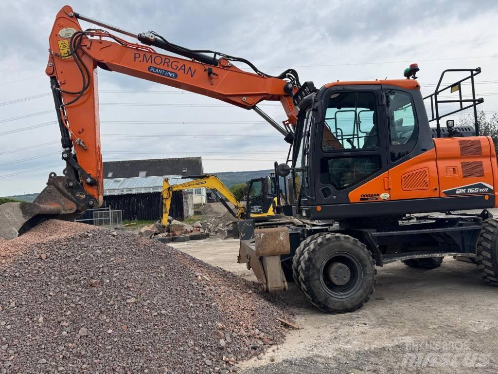 Doosan DX165WR-7 Bageri točkaši