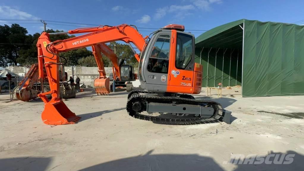 Hitachi ZX75US Mini bageri < 7t