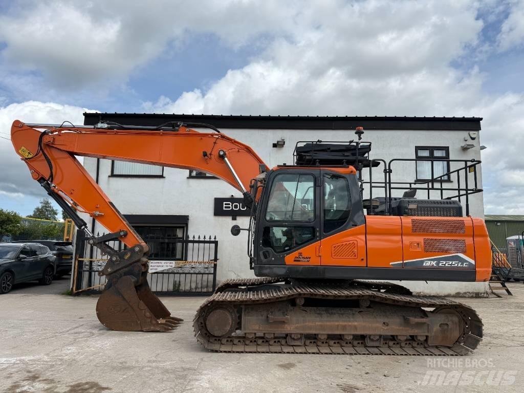 Doosan DX225LC-7 Bageri guseničari