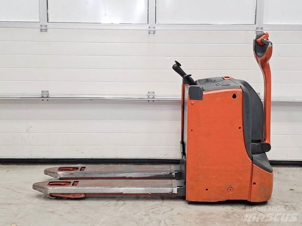 Linde T16L Nisko podizni električni viljuškar