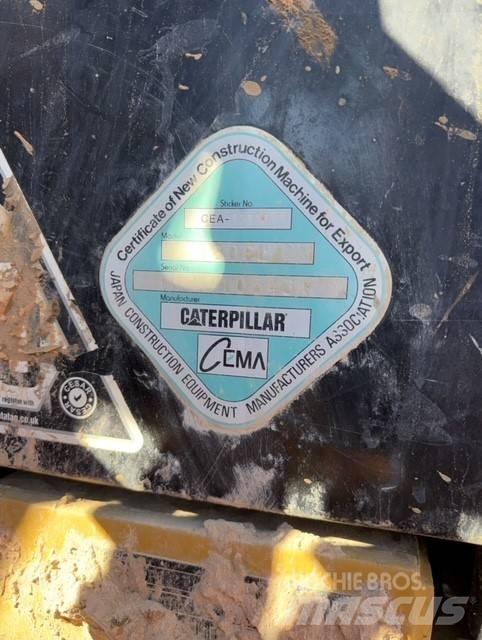 CAT 320F Bageri guseničari