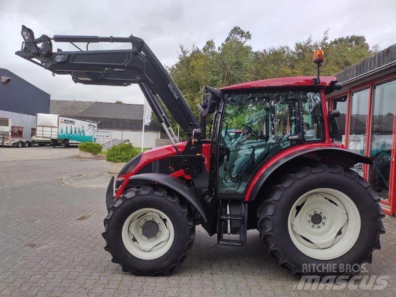 Valtra A95 Traktori