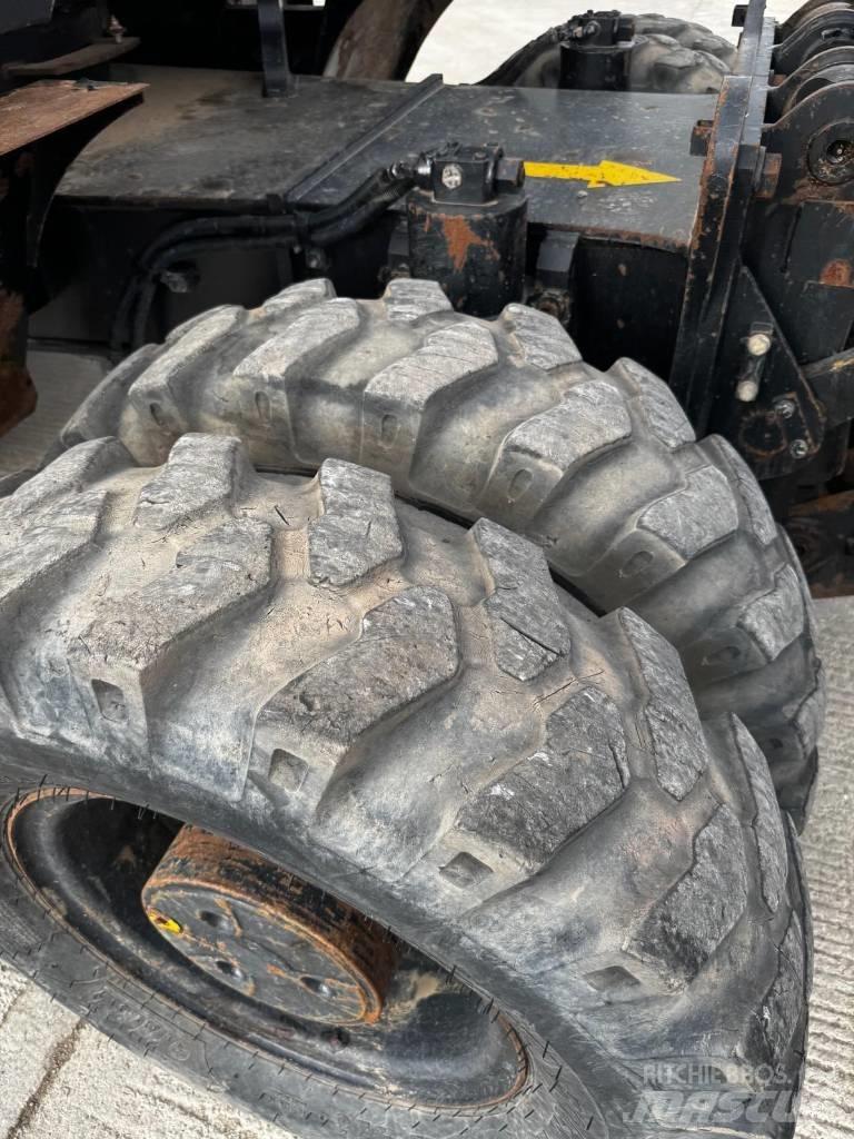 Hitachi ZX 145 W-6 Bageri točkaši