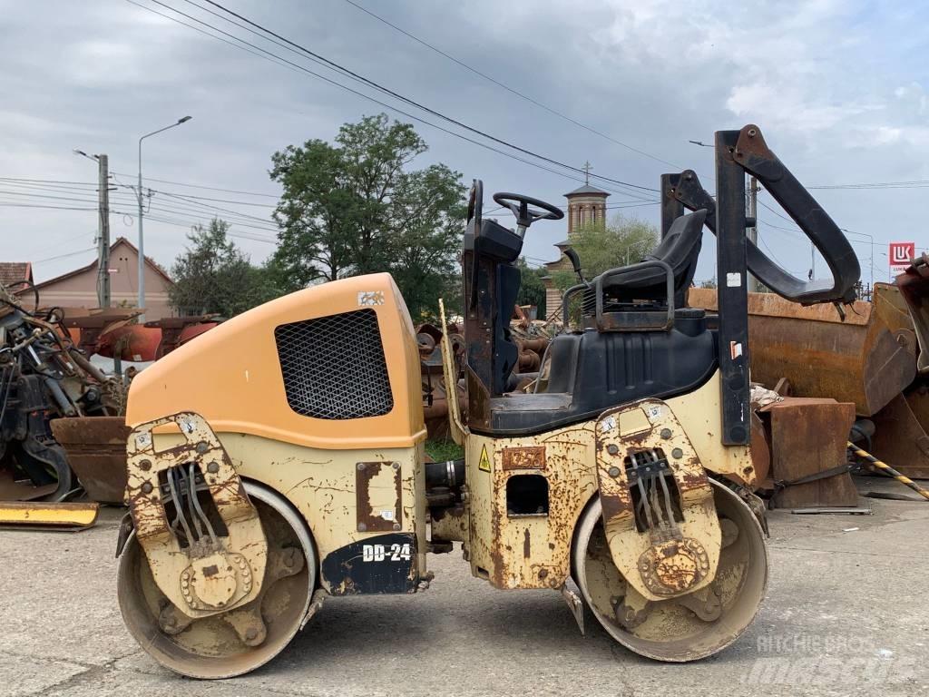 Volvo DD 24 Valjci sa duplim bubnjem