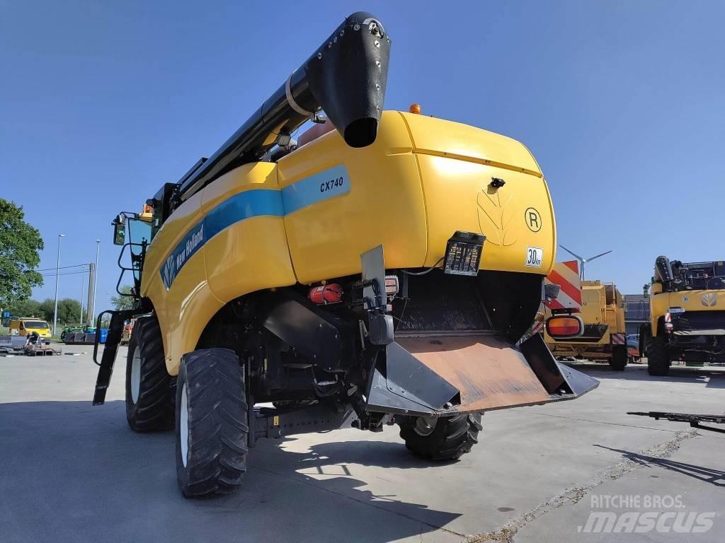 New Holland CX 760 Kombajni