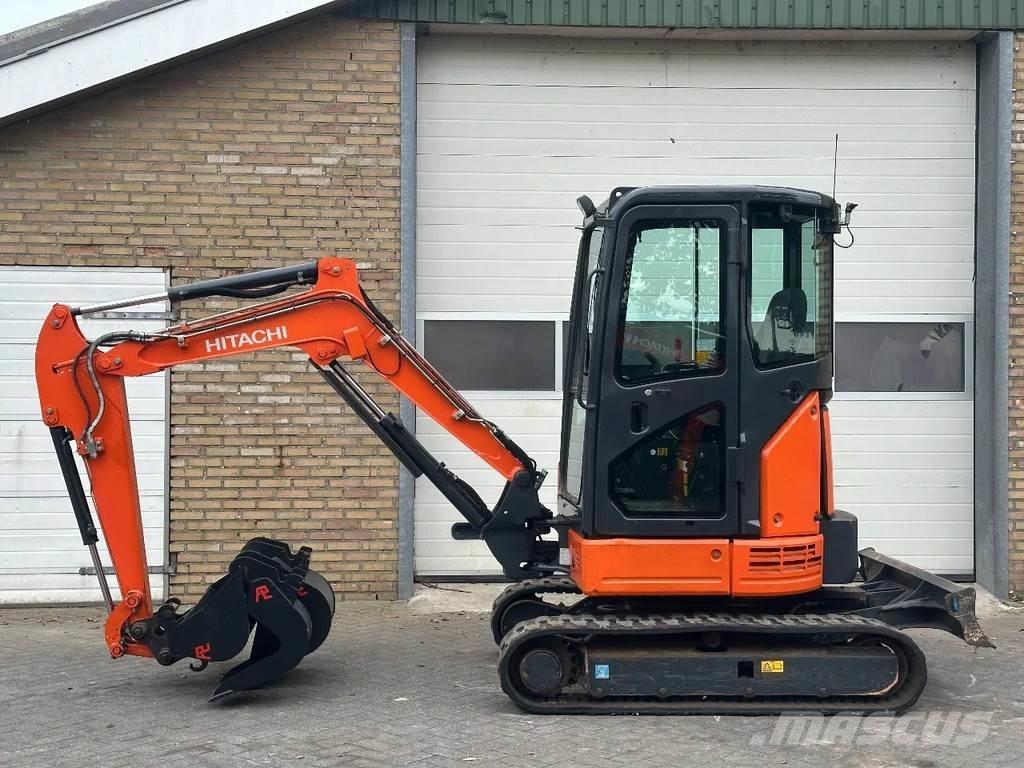 Hitachi ZX26U-6CR Mini bageri < 7t