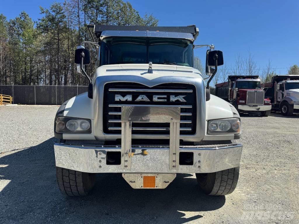 Mack Granite GU 433 Kiperi kamioni