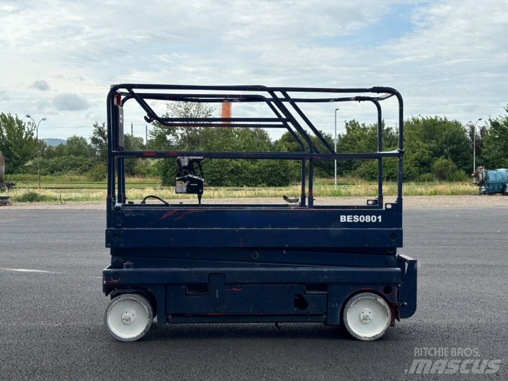 Haulotte Compact 8 Makazaste platforme