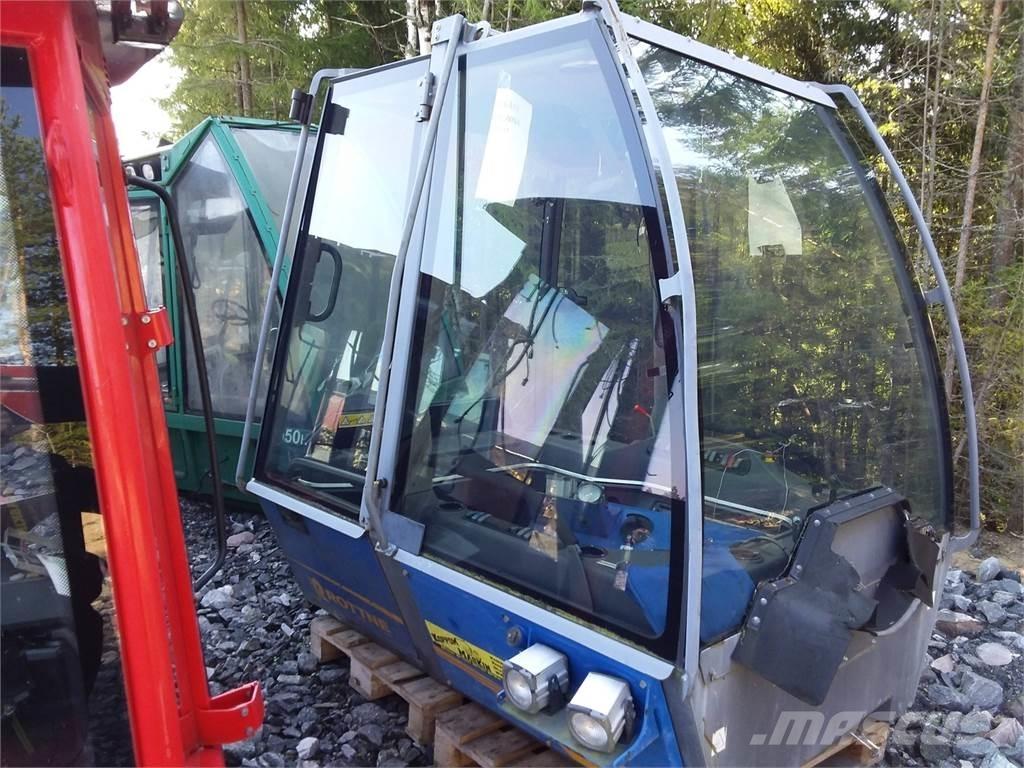 Rottne F18 Kabine i unutrašnjost