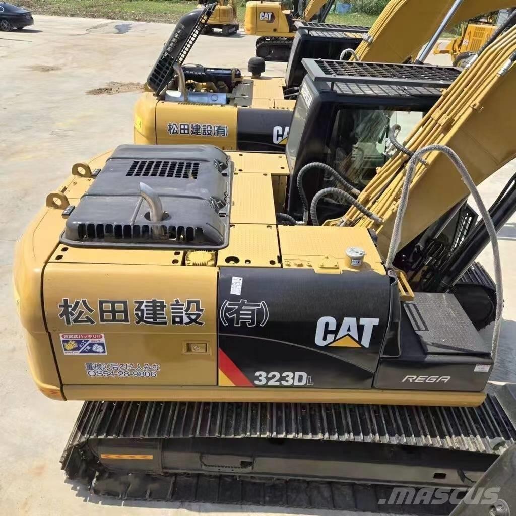 CAT 323 D L Bageri guseničari