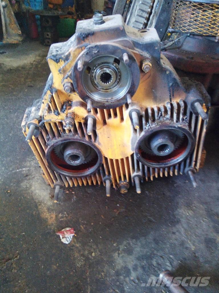 Liebherr R 954 B HD Transmisija