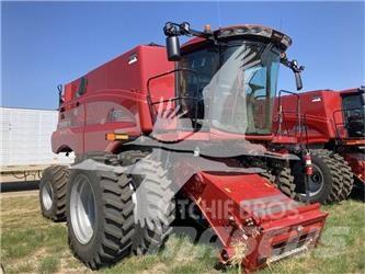 Case IH 8250 Kombajni