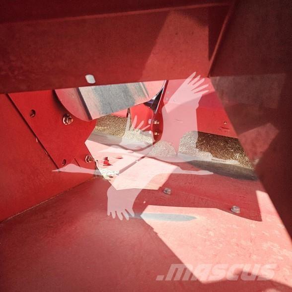 Case IH 8250 Kombajni