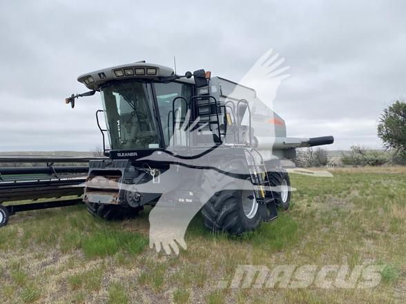 Gleaner R65 Kombajni