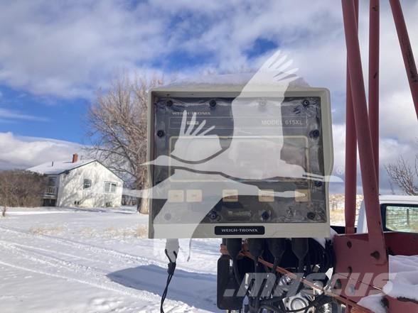 NDE 602 Mešaona stočne hrane