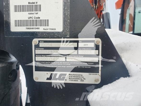 SkyTrak 10054 Teleskopski viljuškari