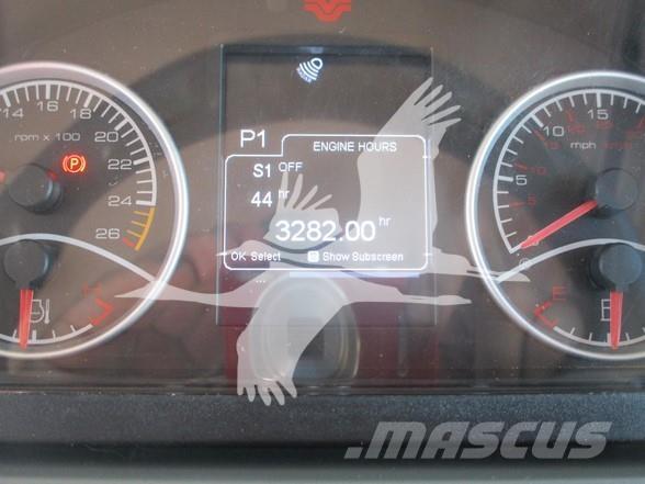 Versatile 400 Traktori