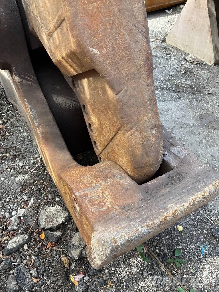 CAT 385 C Bageri guseničari