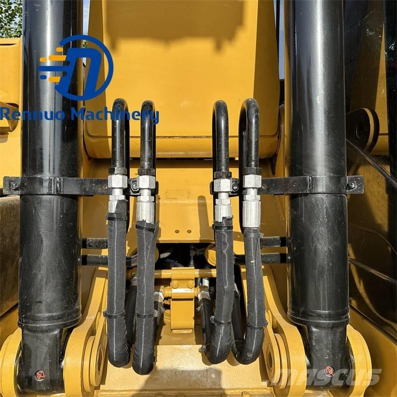 CAT 320 D2 Bageri guseničari