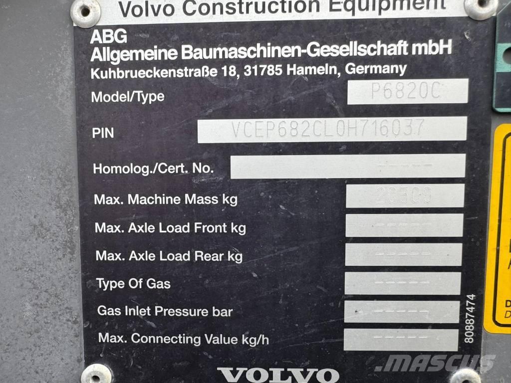 Volvo P 6820 C Asfaltni finišeri