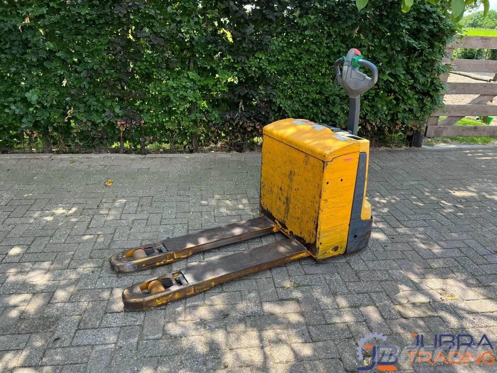 Jungheinrich EJE 118 Ručni električni viljuškar