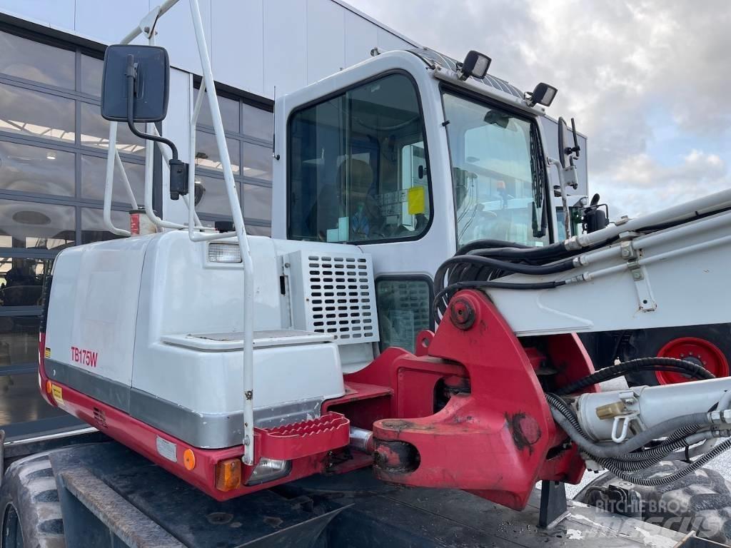 Takeuchi TB175W Midi bageri 7t – 12t