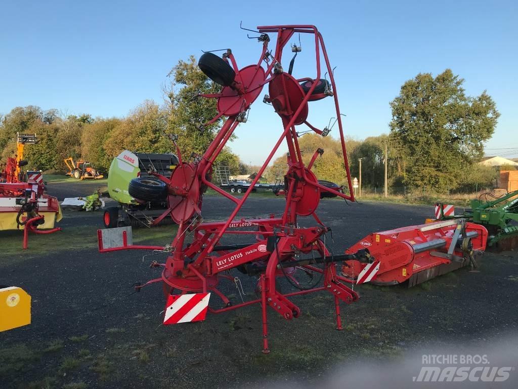 Lely LOTUS 770 Okretači i sakupljači sena