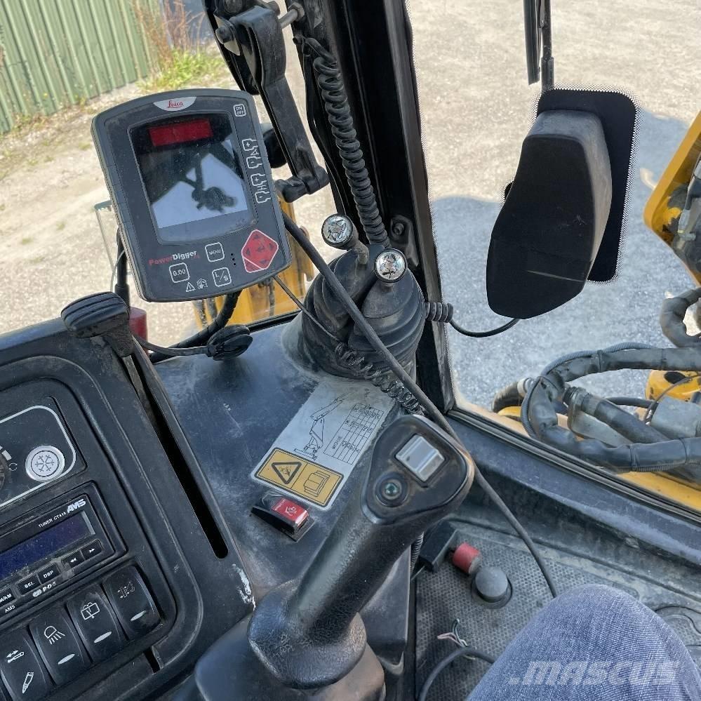 JCB 4 CX Rovokopači
